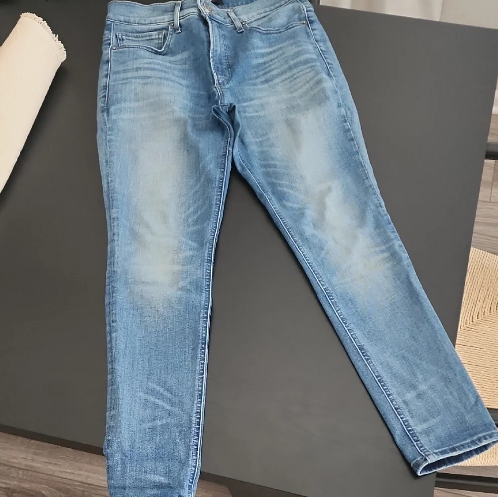 Express High Rise Jeans - Picture 2 of 4